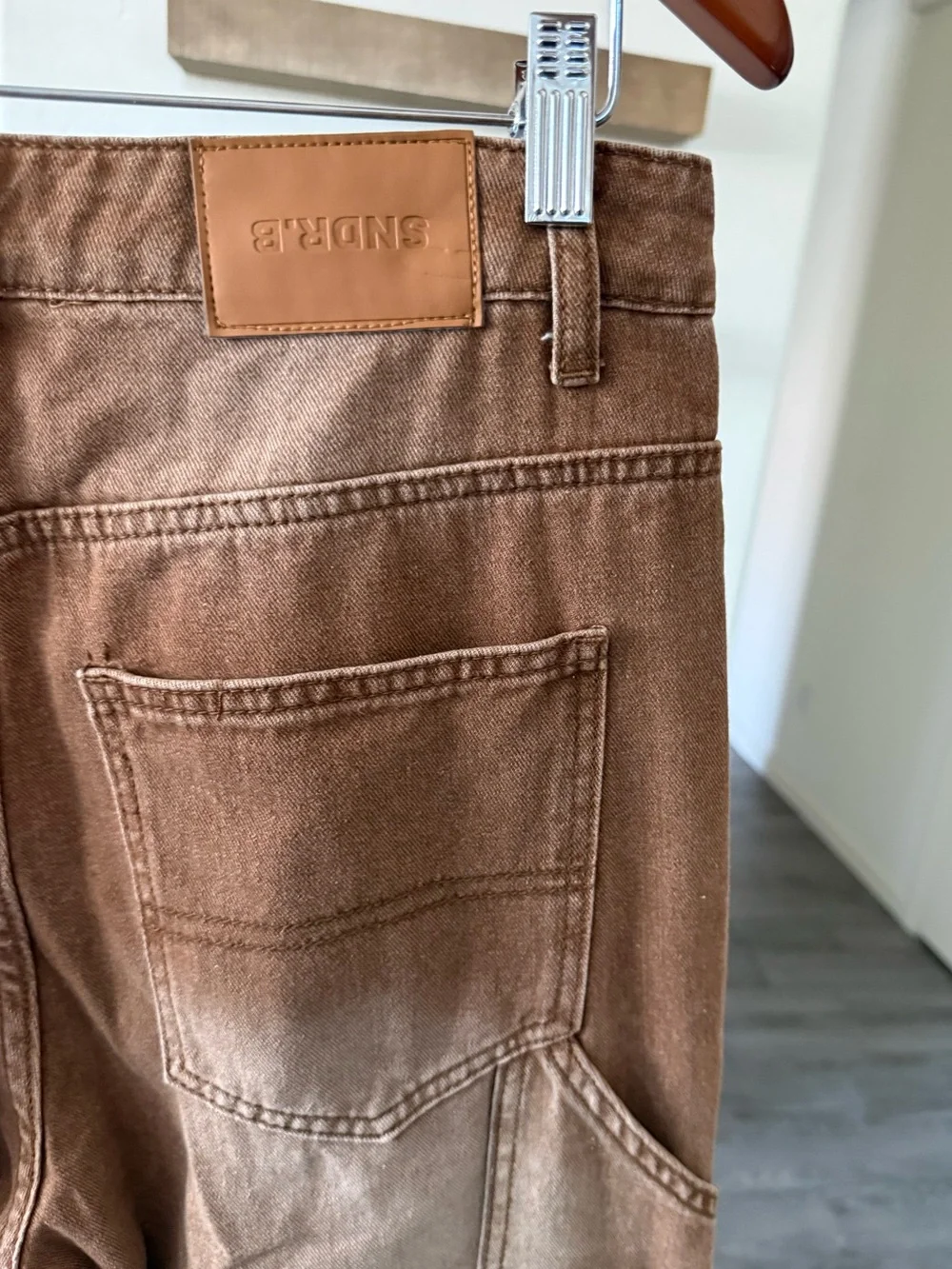 Manfinity|Brown Carpenter Cargo Pants-Wide leg jeans in size small•closet staple